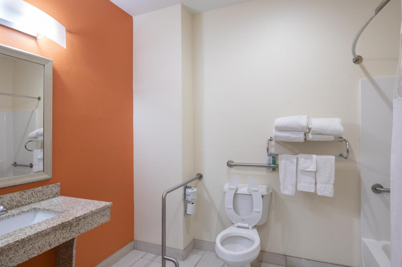 Home Away Kitchen Suites Enid Εξωτερικό φωτογραφία